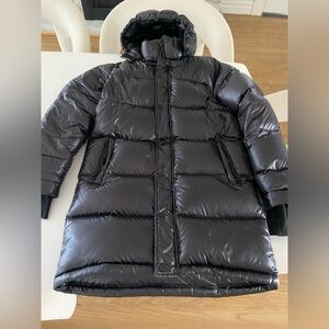 Aritzia super puff black size XS